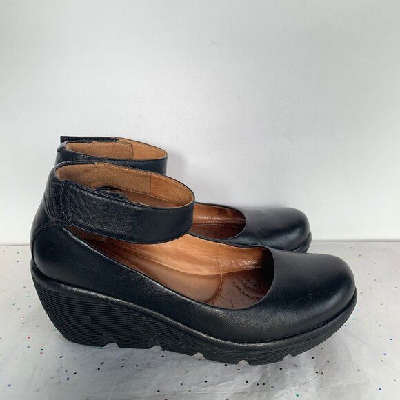 Clarks Shoes - Clarks Artisan Clarene Tide Black Leather Ankle Strap Platform Wedges - Size 6.5